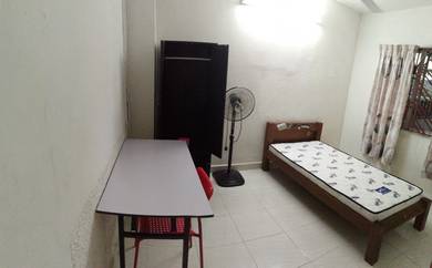 Room in Klang, SGR