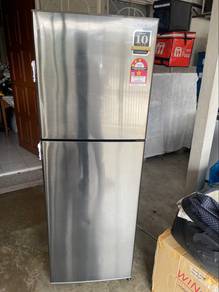 Sharp SJ- 285M-SS Refrigerator Freezer
