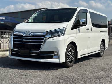 Toyota Granace PREMIUM in Johor Bahru, JHR