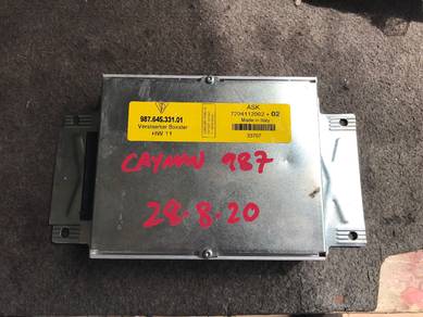 No 28-8-20 Porsche Cayman 987 ASK Amplifier