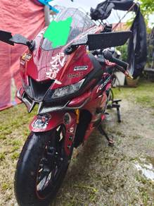 Yamaha R15