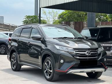 Perodua Aruz AV in Puchong, SGR
