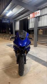 Yamaha R25