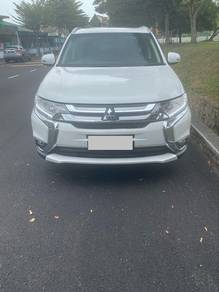Mitsubishi Outlander in Subang Jaya, SGR