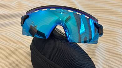 oakley encoder strike vented cycling sunglasses