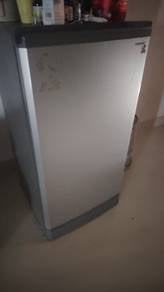 Peti Ais 1 Pintu