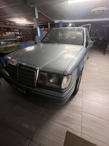 Mercedes Benz 230E in Banting, SGR