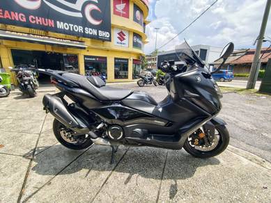 Yamaha TMAX