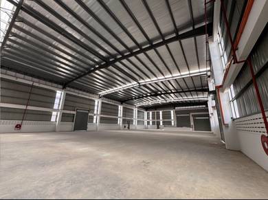 Warehouse / Factory For Sale in Jenjarom,SGR