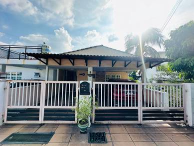 Semi-Detached House For Sale in Kajang,SGR
