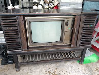 TV Kayu Sony Trinitron (Vintage).