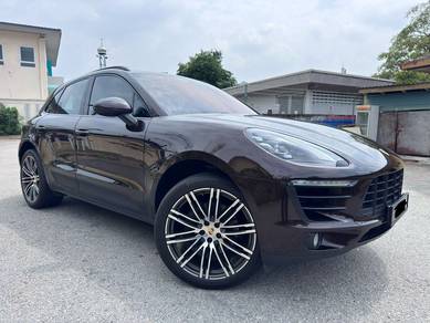 Porsche Macan in Petaling Jaya, SGR