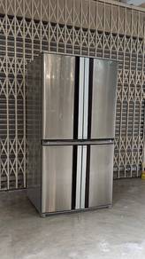 Sharp 4 Door Peti ais Fridge 556 Lt
