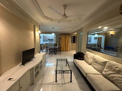 Condominium For Rent in Gold Coast