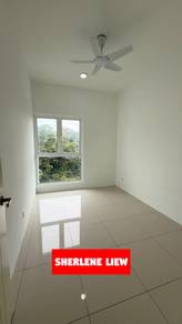 Condominium For Rent in Orchard Ville