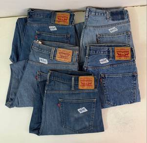 Levi’s Jeans sz 40 Combo..