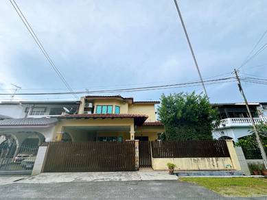 Semi-Detached House For Sale in Bukit Beruang,MLK