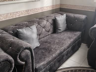 Sofa Chesterfield 3+2+1 + Meja