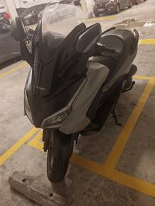 Honda Forza 250