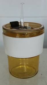 Glass cup with straw (New)