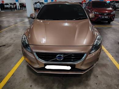 Volvo V40 T4 in Ampang, SGR