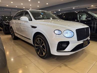 Bentley Bentayga V8 FIRST EDITION in Petaling Jaya, SGR