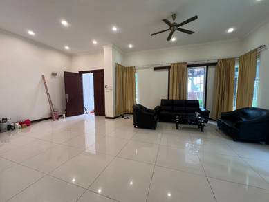 Semi-Detached House For Rent in Ampang,KUL