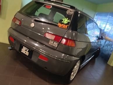 Alfa Romeo 145 in Georgetown, PNG