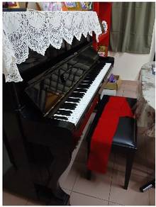 Piano GORS & KALLMAAN GK 2000