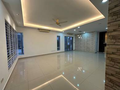 Semi-Detached House For Sale in Rawang,SGR