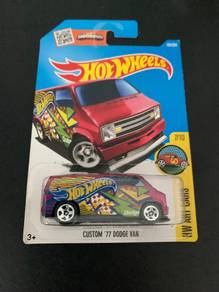 Hot Wheels Custom ‘77 Dodge Van