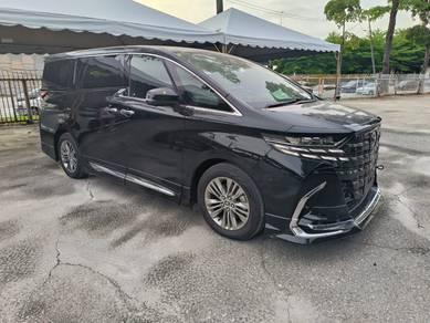 Toyota Alphard Z in Old Klang Road, KUL