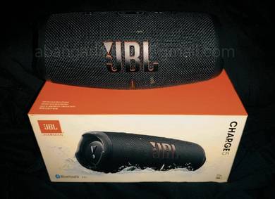 JBL Charge 5 Portable Bluetooth Speaker