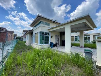 Semi-Detached House For Sale in Durian Tunggal,MLK