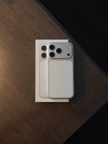 like new iphone 17 Pro 256gb Silver non telco