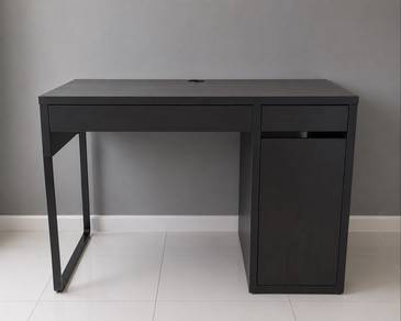 Ikea Desk (Micke)