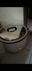 Periuk nasi elektrik brand Panasonic 