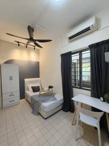 Room in Bayan Lepas, PNG