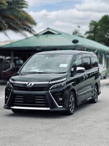 2020 Toyota Voxy KIRAMEKI