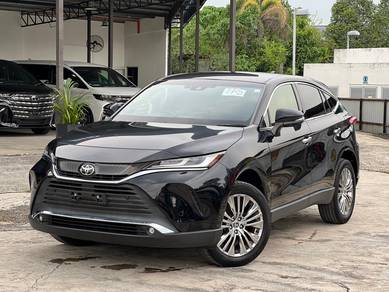 Toyota Harrier Z in Jalan Kuching, KUL