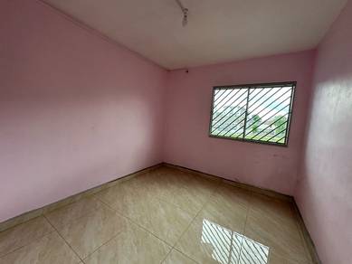 Flat For Sale in Bandar Selesa Jaya