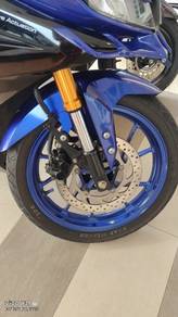 Yamaha R15