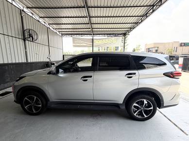 Perodua Aruz X in Klang, SGR
