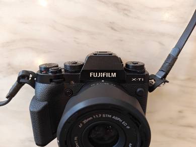 Fujifilm XT-1 in mint near perfect condition
