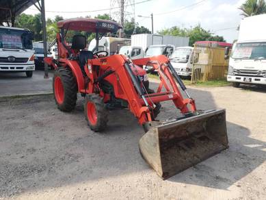 Kubota L3800DT Backhoe JCB