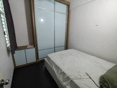 Condominium For Rent in The Oasis