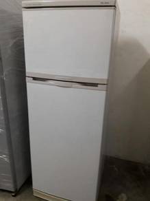 Refrigerator Fridge Freezer Elba Peti Ais Sejuk
