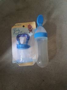 baby feeding things
