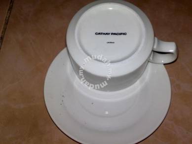 Cawan piring Cathay Pacific tea cup saucer
