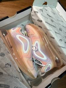 Shoe For Sell (Nike Air Max 720)